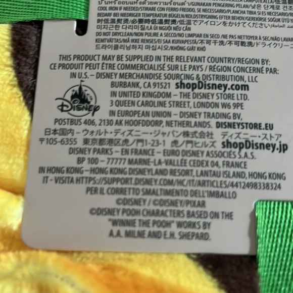 Disney Munchlings Pluto Snacks Eats Peanut Butter Cup Green Yellow Throw Blanket - Picture 10 of 10